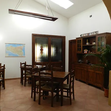 Oda ve Kahvaltı Baglio Olivastro